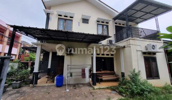 Rumah Luas & Strategis di Kukusan Depok Akses Mudah ke Tol