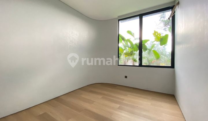 Rumah Brand New 3 Lantai dengan View Ekskulif Akses Mudah Tol Andara 2