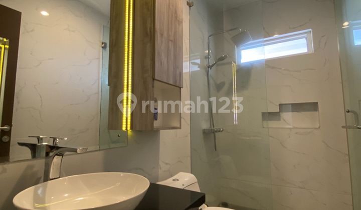 Ready-to-Live House in an Exclusive Complex in Lebak Bulus 2