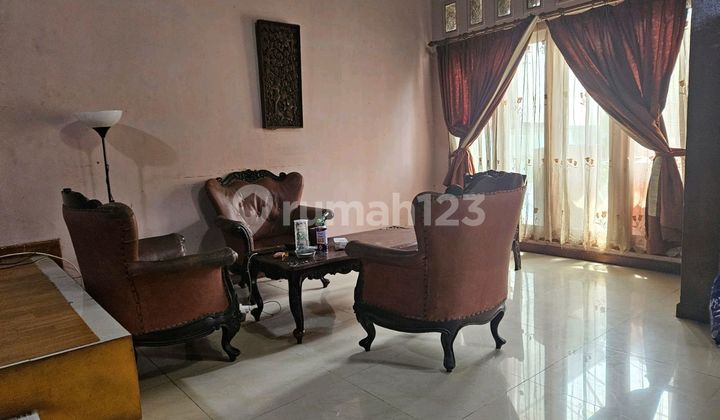 House in a Complex 2