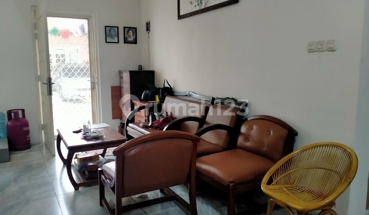 2-story House Cireunde 2