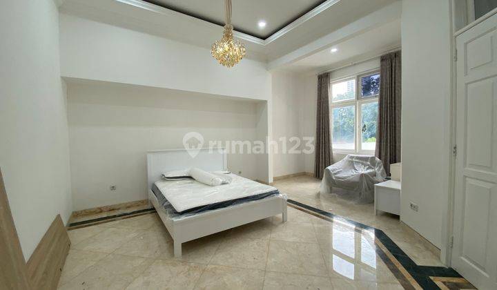 Hunian Modern Dengan Private Pool, Dekat Pondok Indah Mall  4