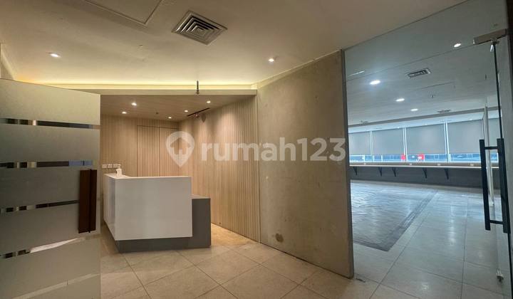 Strategic Office Space in Kebayoran Baru Cheapest Price Ready to Use Strategic Office Space in Kebayoran Baru Cheapest Price Ready to Use