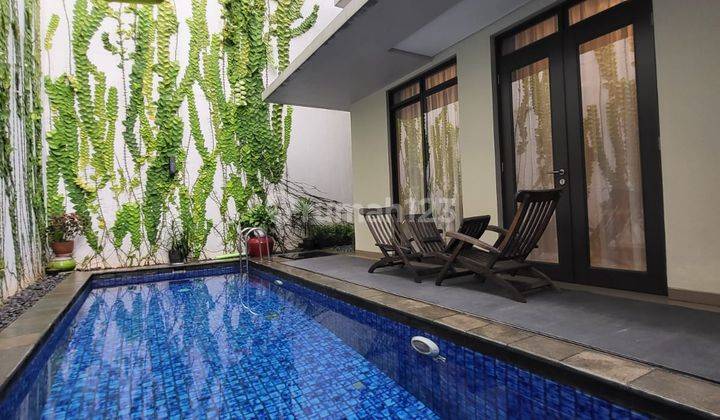 Rumah Modern 2 Lantai Dengan Private Pool di Lebak Bulus 1