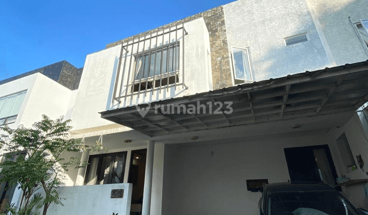 Rumah Minimalis Semi Furnish Lokasi Strategis di Cilandak, Harga Menarik 1