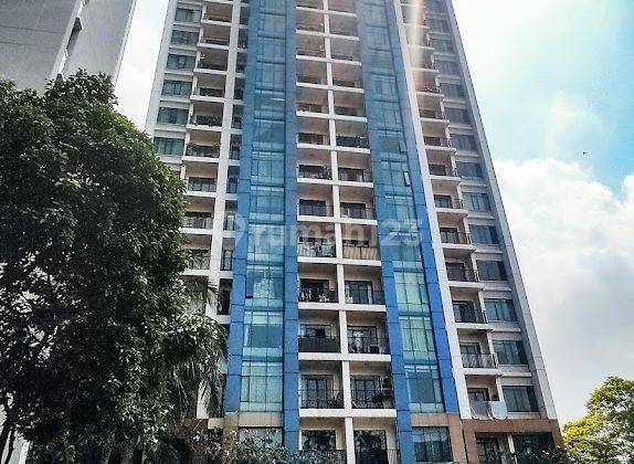 Apartemen 3 BR Full Furnished di Hamptons Park, Lokasi Strategis Fasilitas Lengkap 1