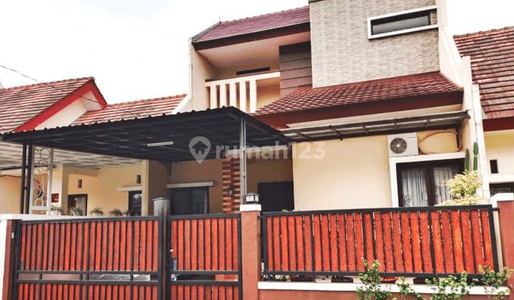 Rumah 2 Lantai Terawat di Sawangan - Full Furnished & Dekat Tol 1