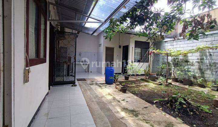 Rumah 1 Lantai Terawat di Cirendeu, Harga Oke Dan Lokasi Nyaman 2