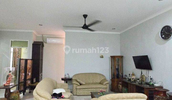 Rumah Nyaman dalam Komplek Cinere, Luas Tanah 254 m2 2