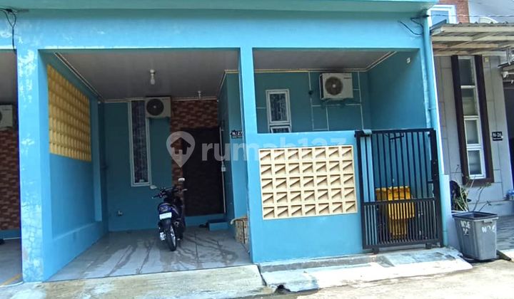 Rumah 2 Lantai Dalam Cluster di Pancoran Mas