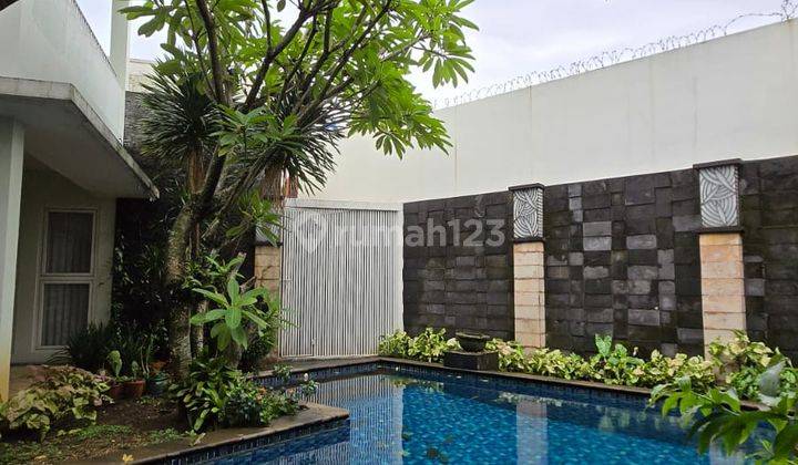 Rumah Dengan Kolam Renang di Komplek Cinere Lokasi Strategis Harga Nego 1