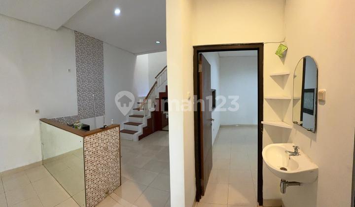 Hunian Minimalis dalam Komplek One Gate System Dekat Akses Tol Limo 2