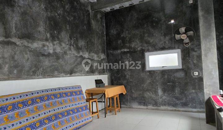 Rumah Strategis Cocok untuk Usaha di Grand Depok City, Tirtajaya Depok 2