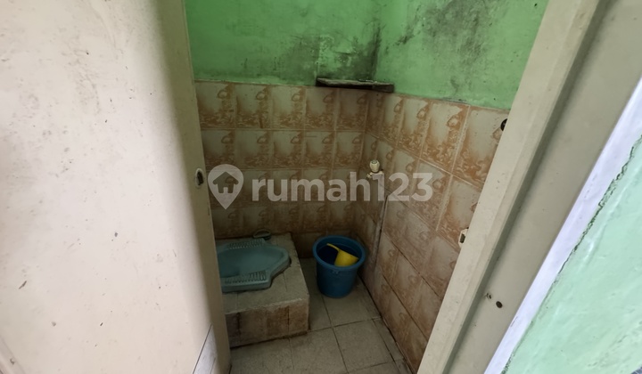 Kios dan Kost An Dekat Stasiun Jurangmangu 2