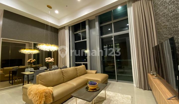 Hillcrest House's Most Luxurious Penthouse, Just a 3-Minute Walk to UPH