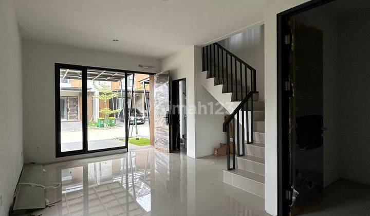 Rumah hoek jual cepat di forris citra 8 2