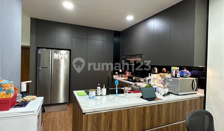 Neat house in Luxmore Greenwich BSD.