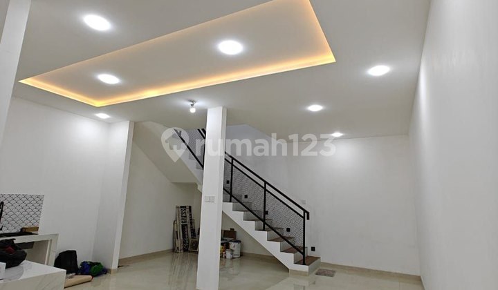 FOR SALE, TIDY READY-TO-OCCUPY HOUSE IN CITRA GARDEN, JAKARTA