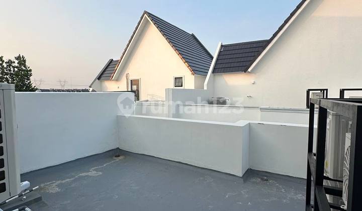 RUMAH SHM AMERICAN CLASSIC SUMMARECON SERPONG 2