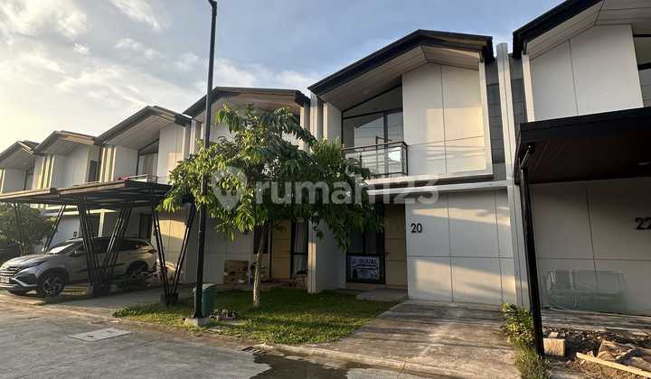 Rumah 2 Lantai di Cendana Clover Lippo Karawaci Utara