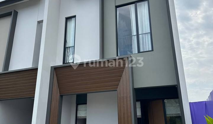 SMART MILLENIAL EXCLUSIVE HOUSE IN ALAM SUTERA 2