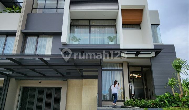 FOR SALE AT A LOSS: NEW PREMIUM HOUSE IN THE SPRING SUMMARECON