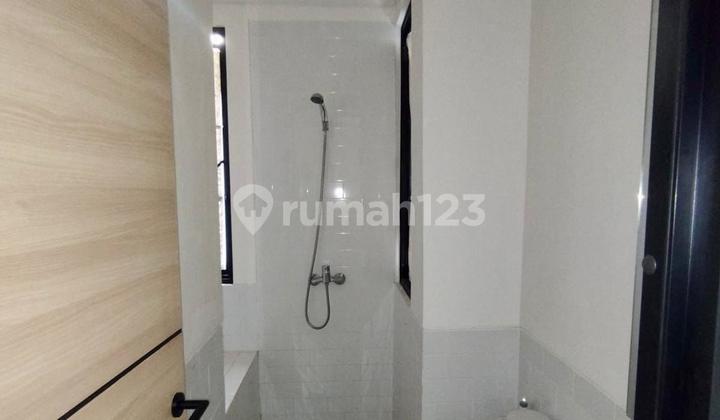 Rumah Cendana Taman Diponegoro Rapih Terawat 2