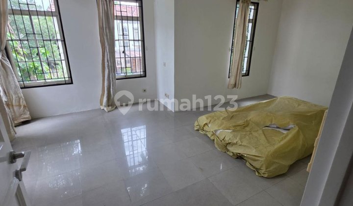 WIDE 11 CORNER HOUSE NEGOTIABLE UNTIL DEAL IN LIPPO KARAWACI
