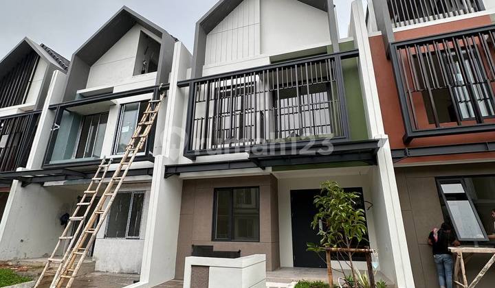 Take over rumah 3 lantai di gading serpong Take over rumah 3 lantai di gading serpong
