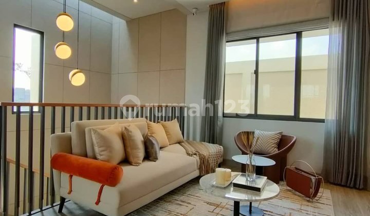 Rumah 4+1 kamar tidur rapih di cluster carson gading serpong