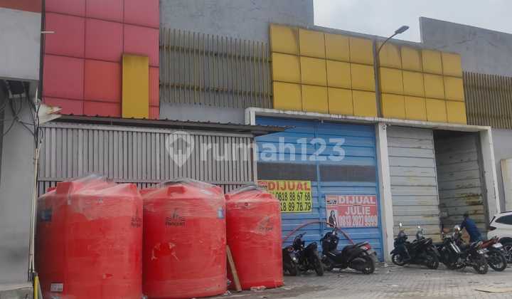 Gudang ******** ******** Gudang ******** ********