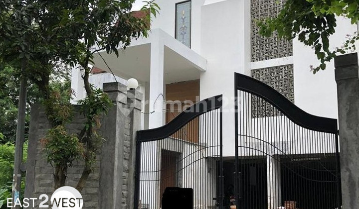 Sell Luxury House DPRD DKI Housing Complex Plot Cibubur East Jakarta 2