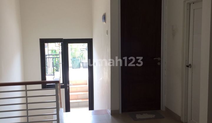 Rumah Sevilla Bsd City Tangerang Selatan Bagus Nyaman Siap Huni 2