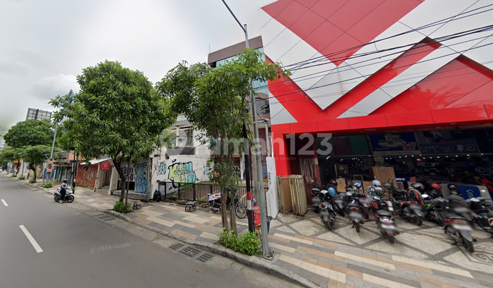 3-Story Shop House East Surabaya Flood-Free Strategic Location 2