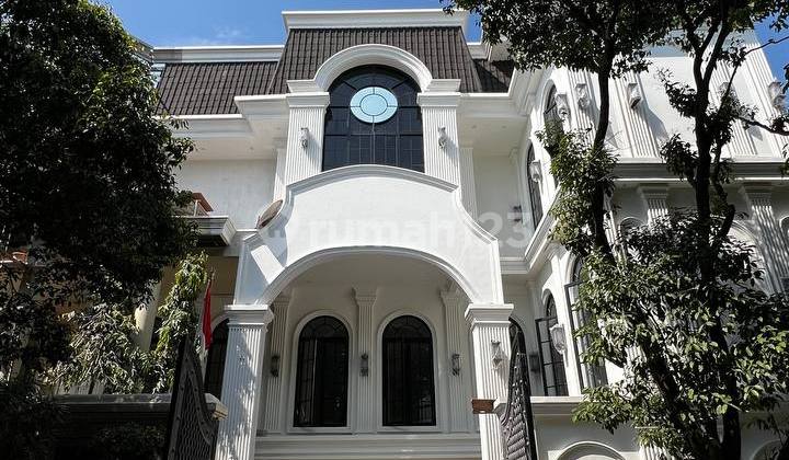 Rumah Pondok Indah Jakarta Ada Lift + Kolam Renang Rumah Pondok Indah Jakarta Ada Lift + Kolam Renang