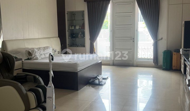 Rumah Villa Taman Telaga Classic Modern Rumah Villa Taman Telaga Classic Modern