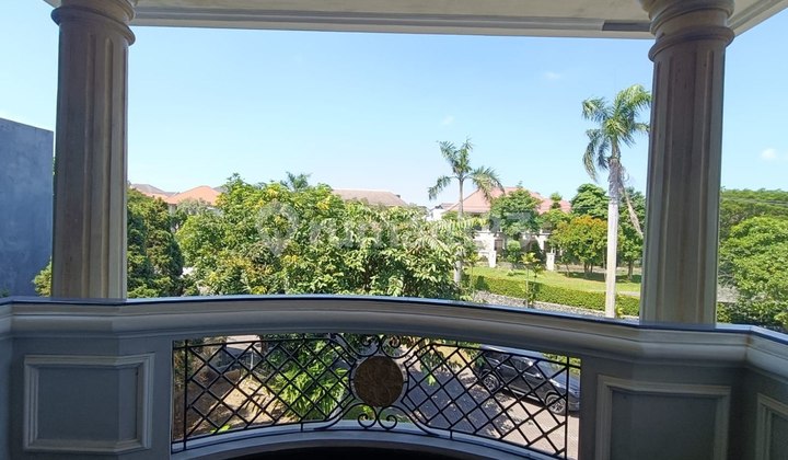 Rumah Mewah Graha Family Siap Huni