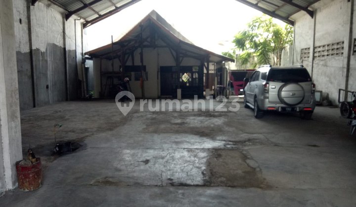 Kenjeran Strategic Business House