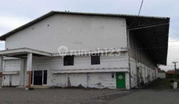 Margomulyo Warehouse Strategic Near Toll Road