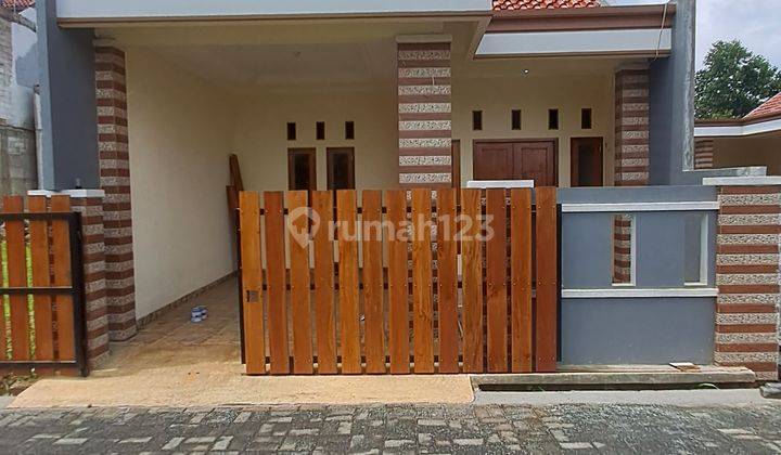 Jual Rumah Siap Huni Classic Dekat Toll Desari