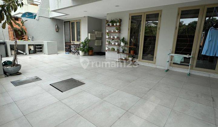 Rudy Cen Dijual Rumah Di Taman Ratu Mewah Siap Huni Strategis 2