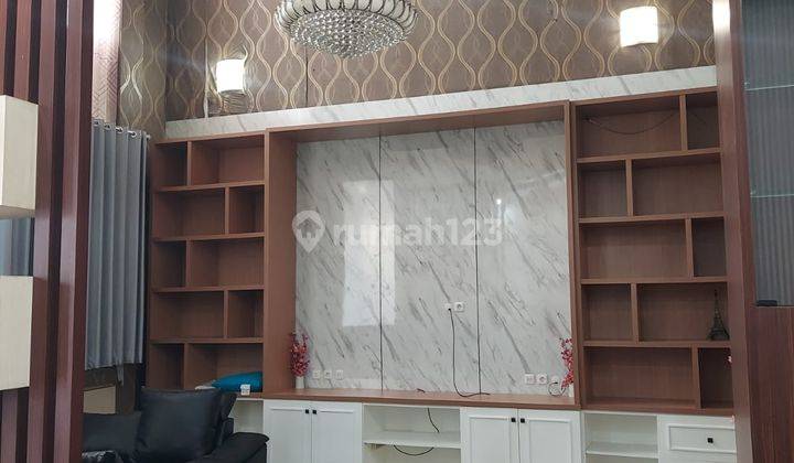 Rudy Cen Taman Royal Tangerang 10x15 Full Furnished 2,5 Lantai 7