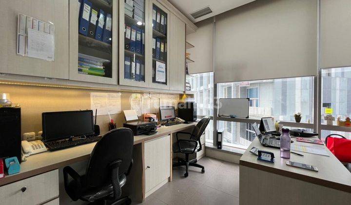 Rudy Cen Dijual Office Soho Capital Central Park 175m2 Furnish Lokasi Strategis Banget 2