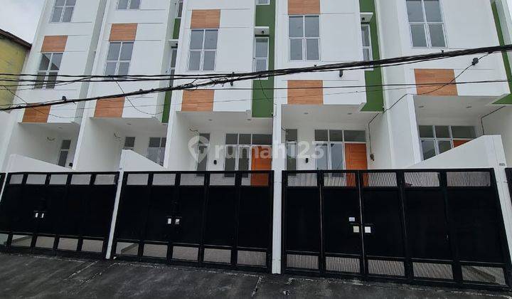 Rudy Cen Dijual Rumah Baru Di Meruya 4x16 Lokasi Strategis 1