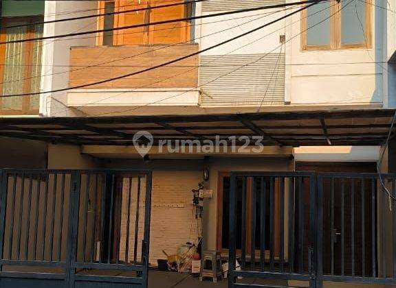 RUDY CEN Dijual Rumah Di Taman Cosmos 6x16 dekat Taman Ratu  1