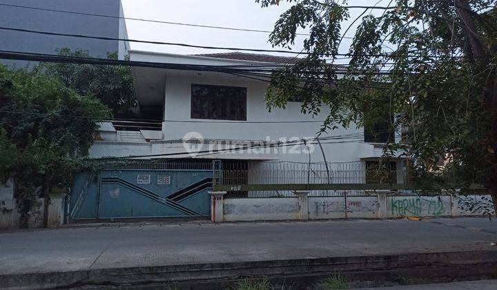 Rudy Cen Dijual Rumah Di Taman Ratu 20x17 Hitung Tanah Strategis 1