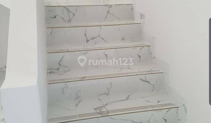 Rudy Cen Dijual Rumah Di Taman Ratu 5X20 Ada Kolam Renang Indoor 2