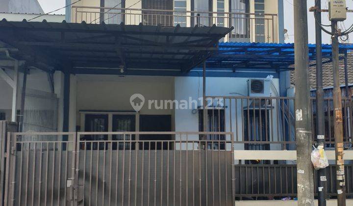 Rudy Cen Dijual Rumah Di Taman Kota 6X16 Semi Furnished 1