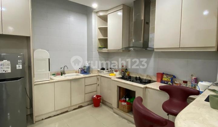 RUDY CEN rents a Casajardin 6x15 Casa Jardin semi-furnished house.
