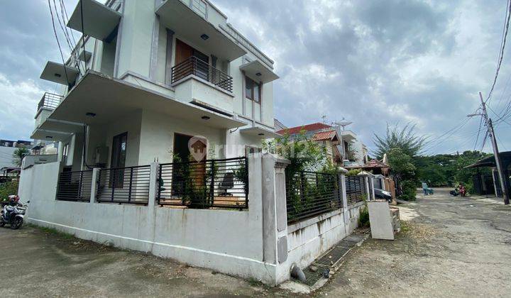 Rudy Cen Dijual Rumah Hook Di Villa Arteri Kelapa Dua Strategis 1